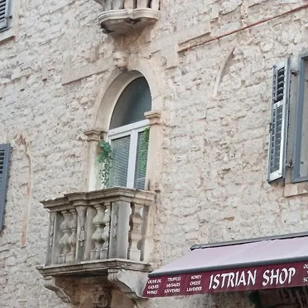 Captain Sijan Apartment *